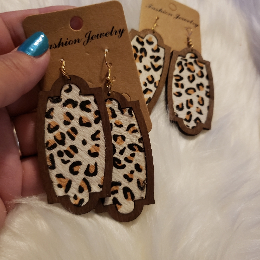 Wooden earrings